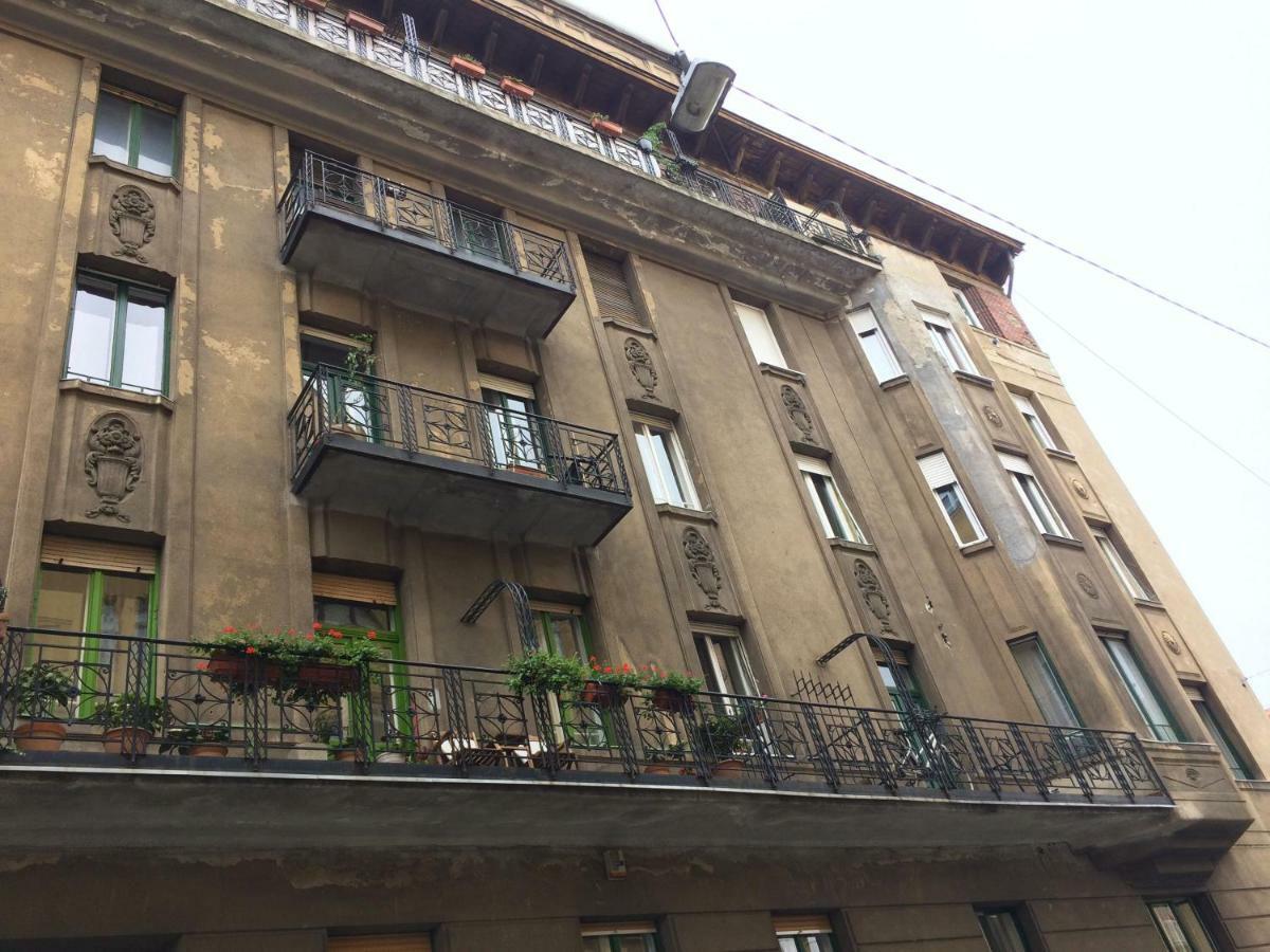 Rakoczi Central Apartment Budapest Bagian luar foto